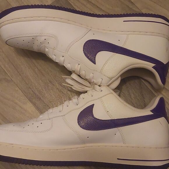 Rare 2010 Air Force 1 07 Club Purple White Men - Picture 3 of 6